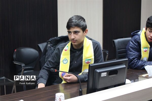 اولین نشست اعضای شوراهای دانش‌آموزی پسران گلبهار