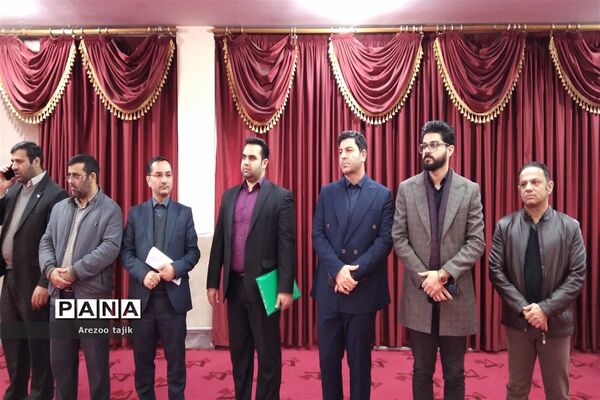 نشست دانش افزایی مدیران، معاونین و مربیان پرورشیِ مدارس ورامین