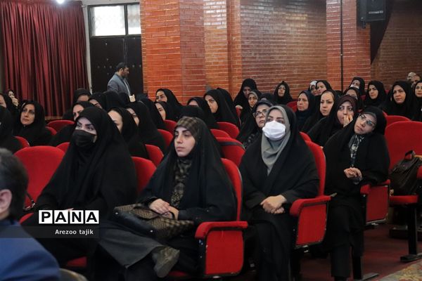 نشست دانش افزایی مدیران، معاونین و مربیان پرورشیِ مدارس ورامین