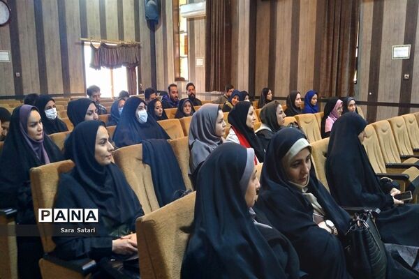 طرح شهید همت با موضوع ارتقا صلاحیت حرفه ای در شهرستان قرچک