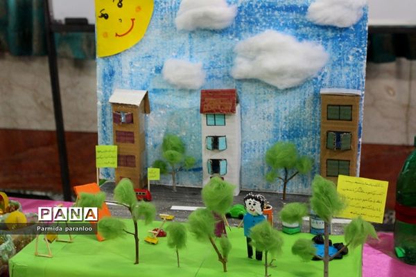 نواختن زنگ هوای پاک در مدرسه نبی‌اکرم یک بهارستان2