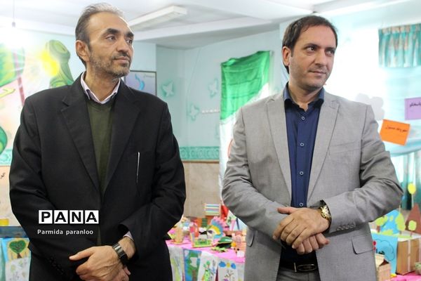 نواختن زنگ هوای پاک در مدرسه نبی‌اکرم یک بهارستان2