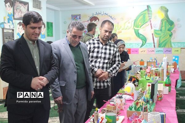 نواختن زنگ هوای پاک در مدرسه نبی‌اکرم یک بهارستان2
