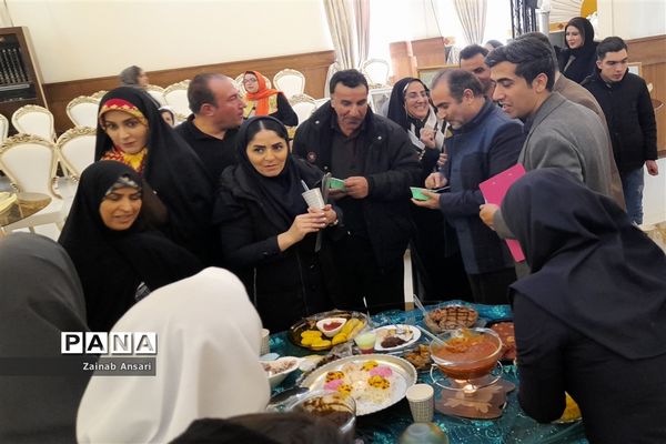برگزاری جشنواره غذای سالم و صنایع‌دستی در تالار آوین شهرستان ملارد