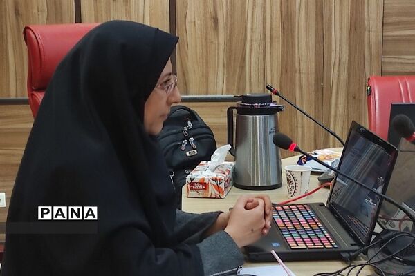 برگزاری کارگاه آموزشی تحکیم خانواده ویژه کارکنان دستگاه‌های دولتی در اداره‌کل شهرستان‌های استان تهران