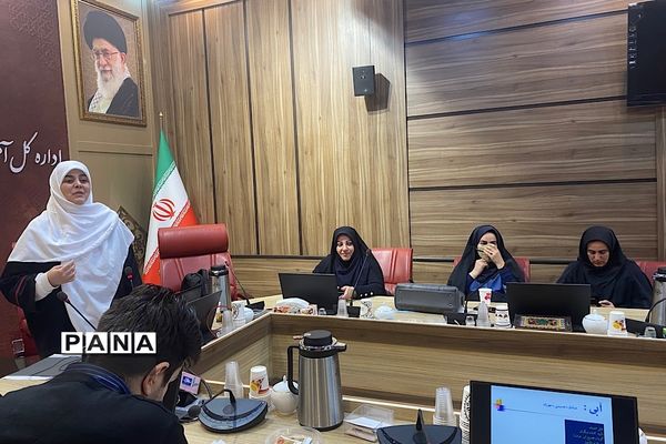 برگزاری کارگاه آموزشی تحکیم خانواده ویژه کارکنان دستگاه‌های دولتی در اداره‌کل شهرستان‌های استان تهران