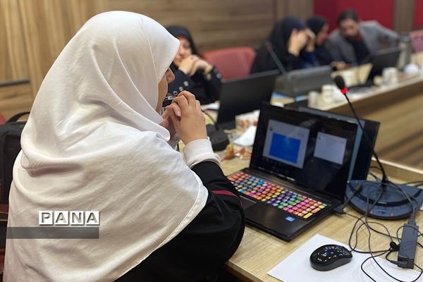 برگزاری کارگاه آموزشی تحکیم خانواده ویژه کارکنان دستگاه‌های دولتی در اداره‌کل شهرستان‌های استان تهران