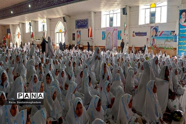 آیین جشن فرشته‌ها در مصلی امام خامنه‌ای(مدظله العالی) شهرستان شیروان