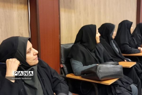 کارگاه آموزشی کمک‌های اولیه ویژه مدیران مدارس دولتی ناحیه ۲ بهارستان