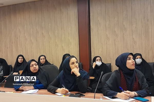 کارگاه آموزشی کمک‌های اولیه ویژه مدیران مدارس دولتی ناحیه ۲ بهارستان