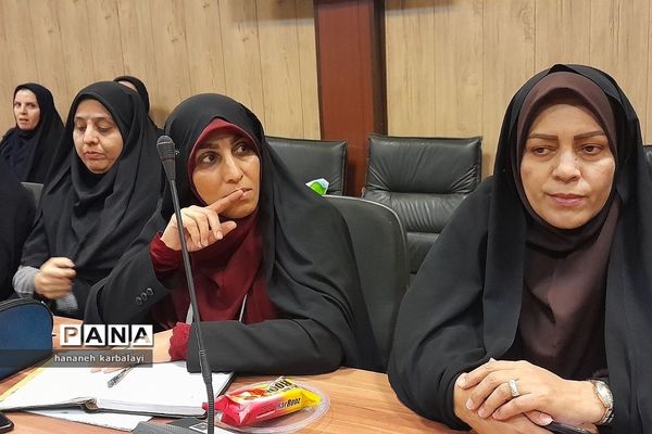 کارگاه آموزشی کمک‌های اولیه ویژه مدیران مدارس دولتی ناحیه ۲ بهارستان