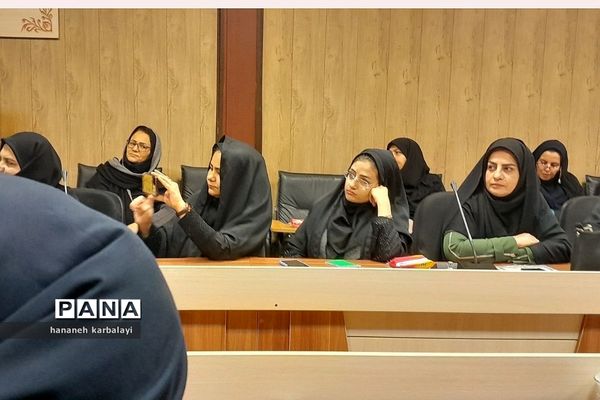 کارگاه آموزشی کمک‌های اولیه ویژه مدیران مدارس دولتی ناحیه ۲ بهارستان