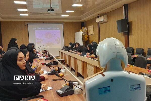 کارگاه آموزشی کمک‌های اولیه ویژه مدیران مدارس دولتی ناحیه ۲ بهارستان