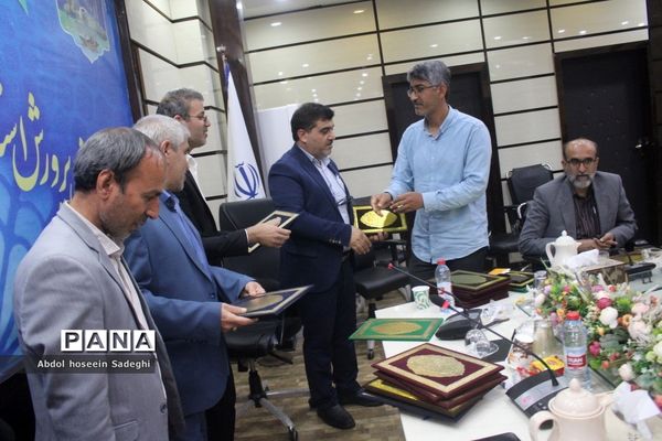 تجلیل از گزینش‌گران آموزش و پرورش شهرستان‌ها و مناطق استان بوشهر