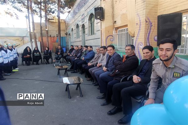 مراسم روز هوای پاک و محیط زیست در مدرسه شهید سمیه قرچک