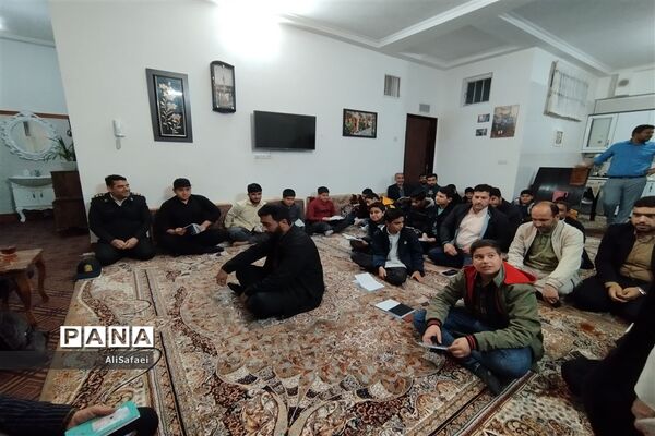 برگزاری هم اندیشی آشنایی با مسائل فضای مجازی در خلیل آباد