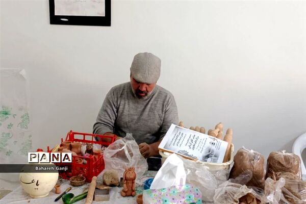 برگزاری سومین کارگاه توانمندی‌سازی هنرهای دستی رشته سفالگری در نیشابور
