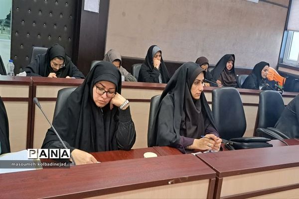 بزرگداشت هفته شوراهای آموزش و پرورش در گلوگاه