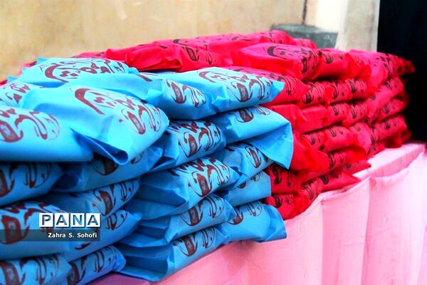 جشن تکلیف 1200 دانش‌آموز مدارس دخترانه غیردولتی در حرم حضرت معصومه(س)