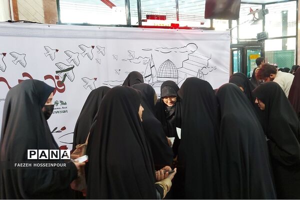 حضور پرشور نوجوانان در چهاردهمین جشنواره مردمی فیلم عمار
