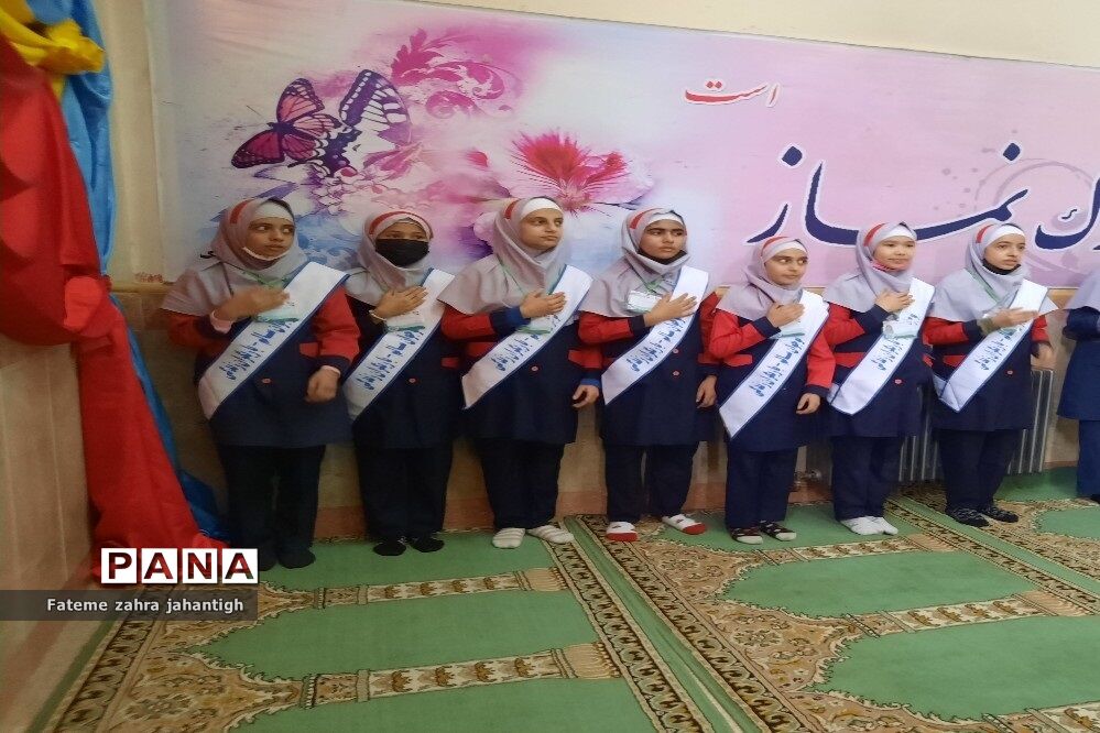 برگزاری کانون یاریگران زندگی در آموزشگاه قائم شهرستان پیشوا