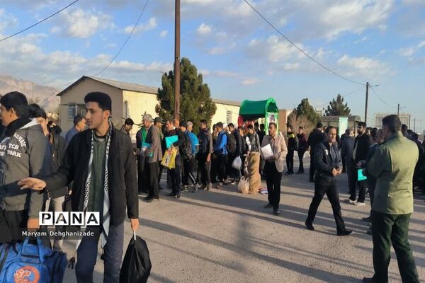 اعزام بیش از ۱۴۰ دانش‌آموز پسر مهریزی به اردوی راهیان نور