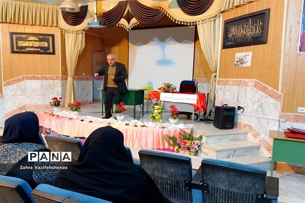 کارگاه ضمن خدمت، مقابله با بحران و مدیریت مراقبان سلامت و رابطان بهداشت شهرستان شیروان