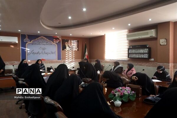 برگزاری جلسه توجیهی مسئولان فرهنگی پیشگام بسیج رباط کریم