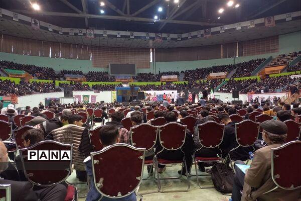 همایش بزرگ جشن تکلیف سیاسی دانش‌آموزان رأی اولی شهر تهران