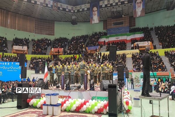 همایش بزرگ جشن تکلیف سیاسی دانش‌آموزان رأی اولی شهر تهران