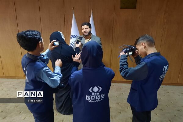 همایش بزرگ جشن تکلیف سیاسی دانش‌آموزان رأی اولی شهر تهران
