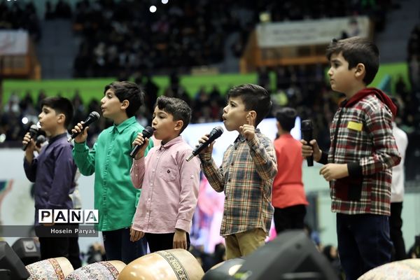 جشن تکلیف سیاسی دانش‌آموزان رأی اولی‌‌