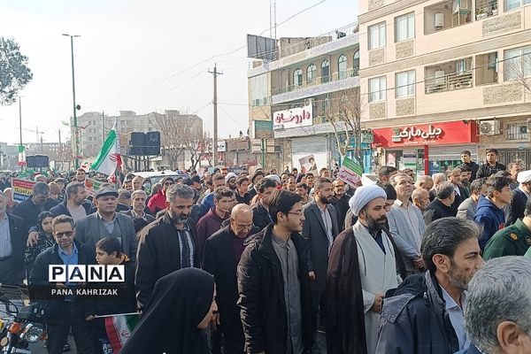 حضور پرشور مردم کهریزک و باقرشهر در راهپیمایی ۲۲بهمن