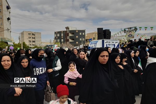 مراسم راهپیمایی یوم الله ۲۲ بهمن در کازرون