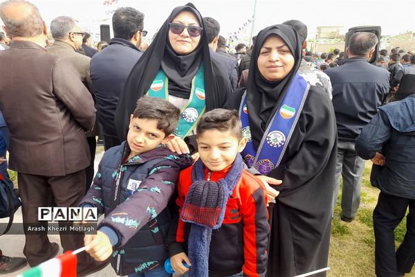 مراسم راهپیمایی یوم الله ۲۲ بهمن در کازرون