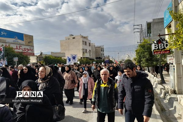 مراسم راهپیمایی یوم الله ۲۲ بهمن در کازرون
