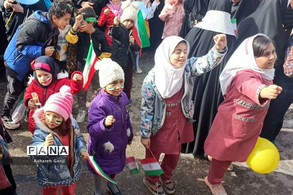 راهپیمایی ۲۲ بهمن ماه همزمان با چهل و پنجمین سالگرد پیروزی انقلاب اسلامی در نیشابور