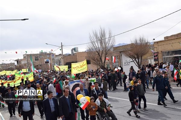 راهپیمائی یوم الله 22 بهمن دربهاباد