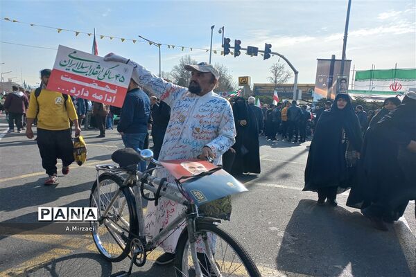 سالروز پیروزی انقلاب اسلامی، شکوهمند و پرنشاط