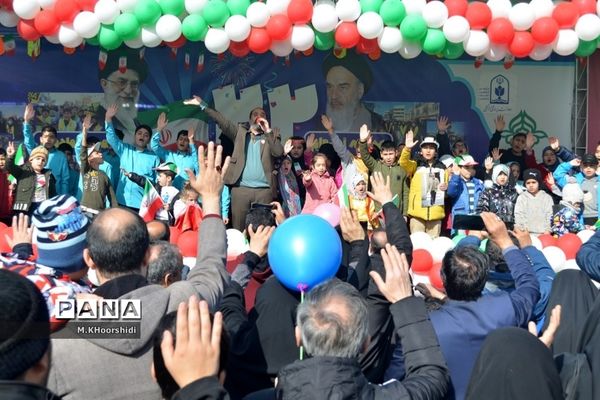 سالروز پیروزی انقلاب اسلامی، شکوهمند و پرنشاط
