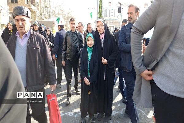 سالروز پیروزی انقلاب اسلامی، شکوهمند و پرنشاط