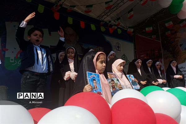 سالروز پیروزی انقلاب اسلامی، شکوهمند و پرنشاط