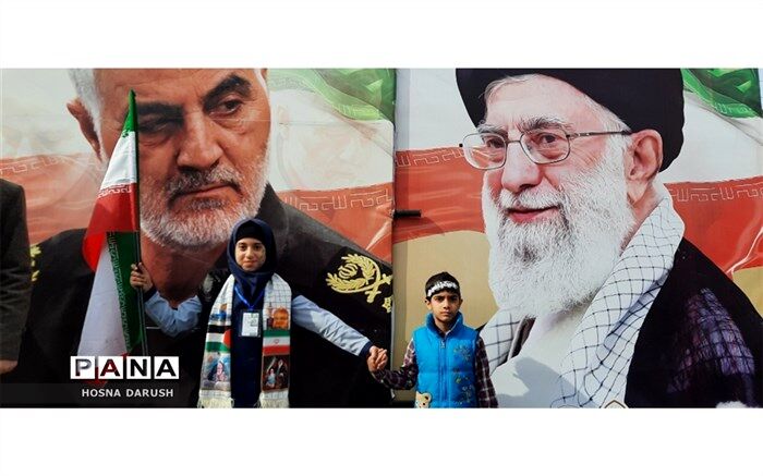 حضورمسولان و مردم انقلابی مشهد در مراسم ۲۲بهمن‌/ فیلم