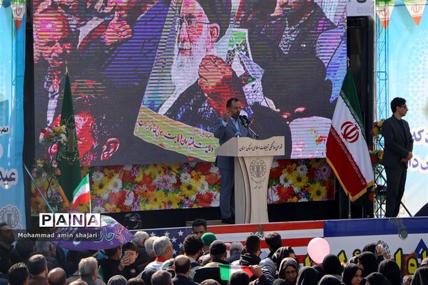 حضور پرشور مردم ولایتمدار سمنان در راهپیمایی ۲۲بهمن