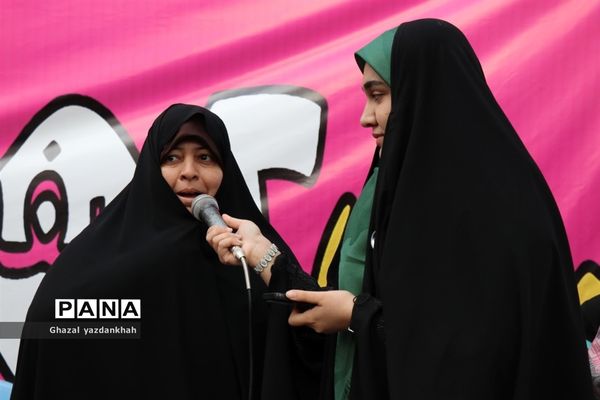 حضور پرشور مردم در یوم الله 22 بهمن ماه