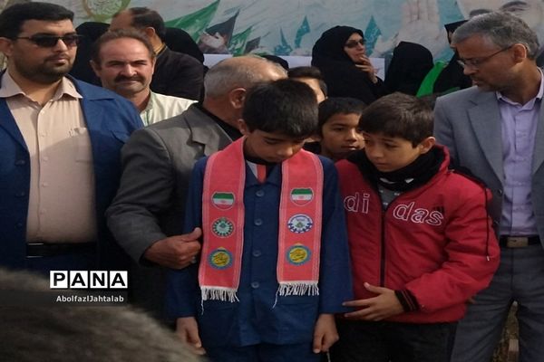 برگزاری راهپیمایی باشکوه 22 بهمن ماه در شهر کندر