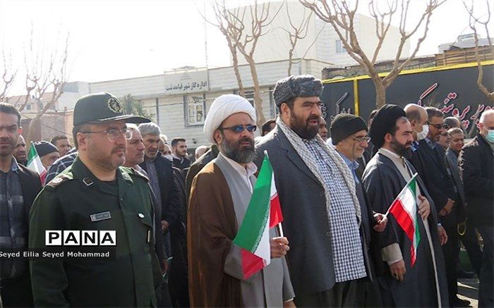 امروز به برکت همه‌ مجاهدت‌ها، از گردنه‌های بسیار سرسختی عبور کرده‌ایم