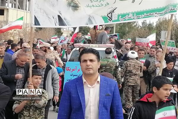 حضور حماسی و پرشور مردم شهرستان بیضا در راهپیمایی ۲۲ بهمن ماه