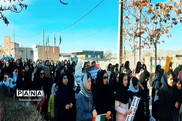 راهپیمایی ۲۲ بهمن در غلامان
