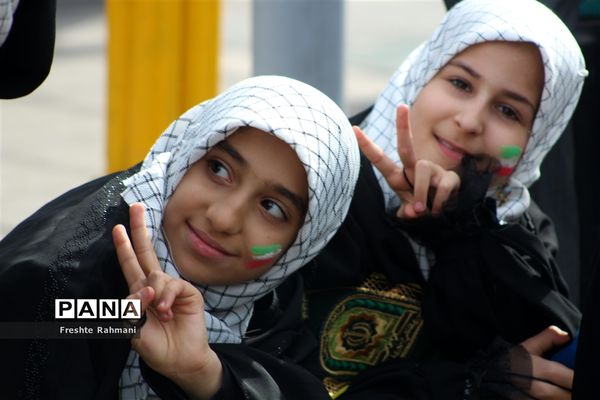 راهپیمایی ۲۲ بهمن در مشهد